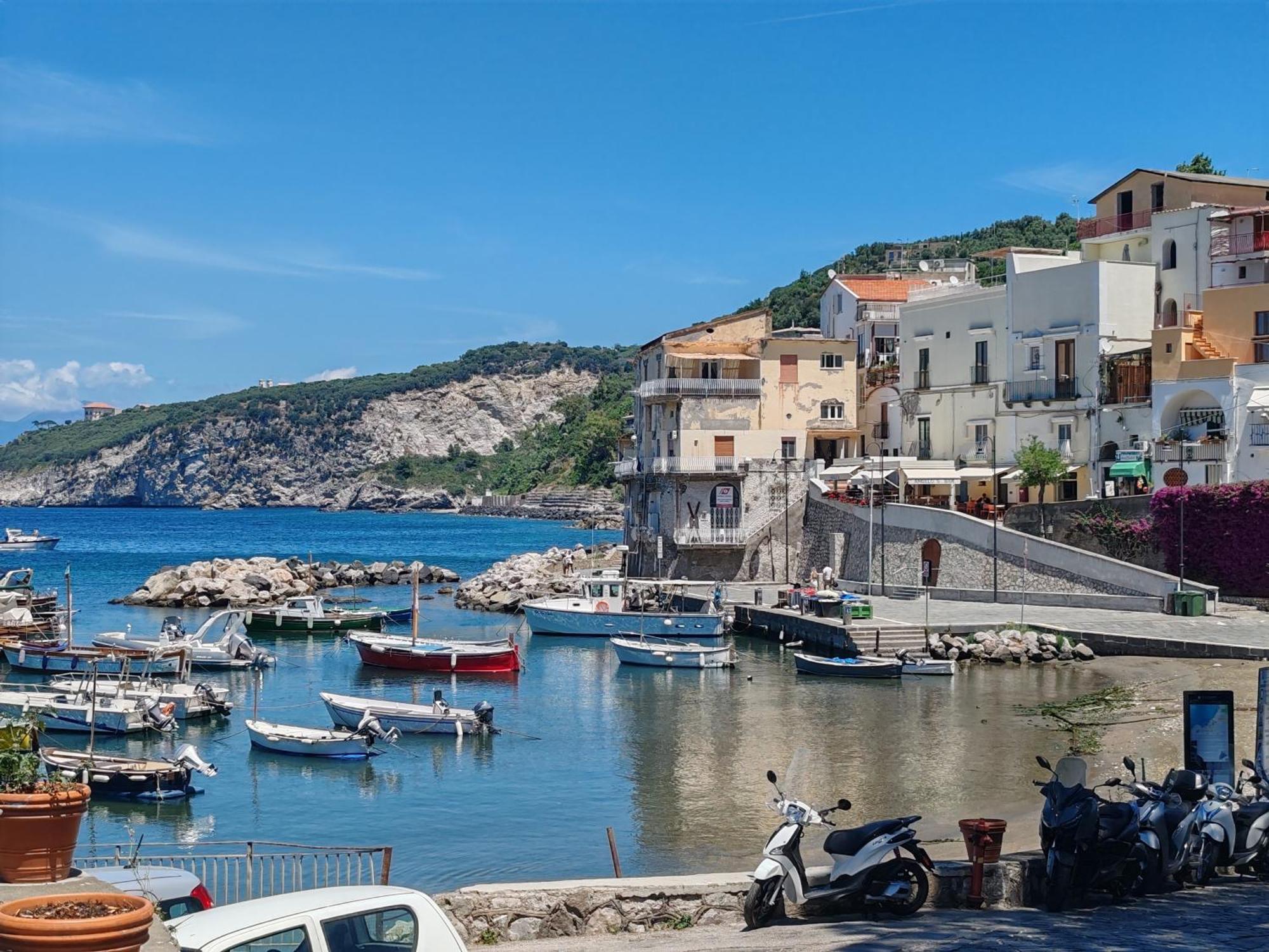 Mediterranea E Casa Del Capricorno Charming Houses Massa Lubrense Eksteriør billede